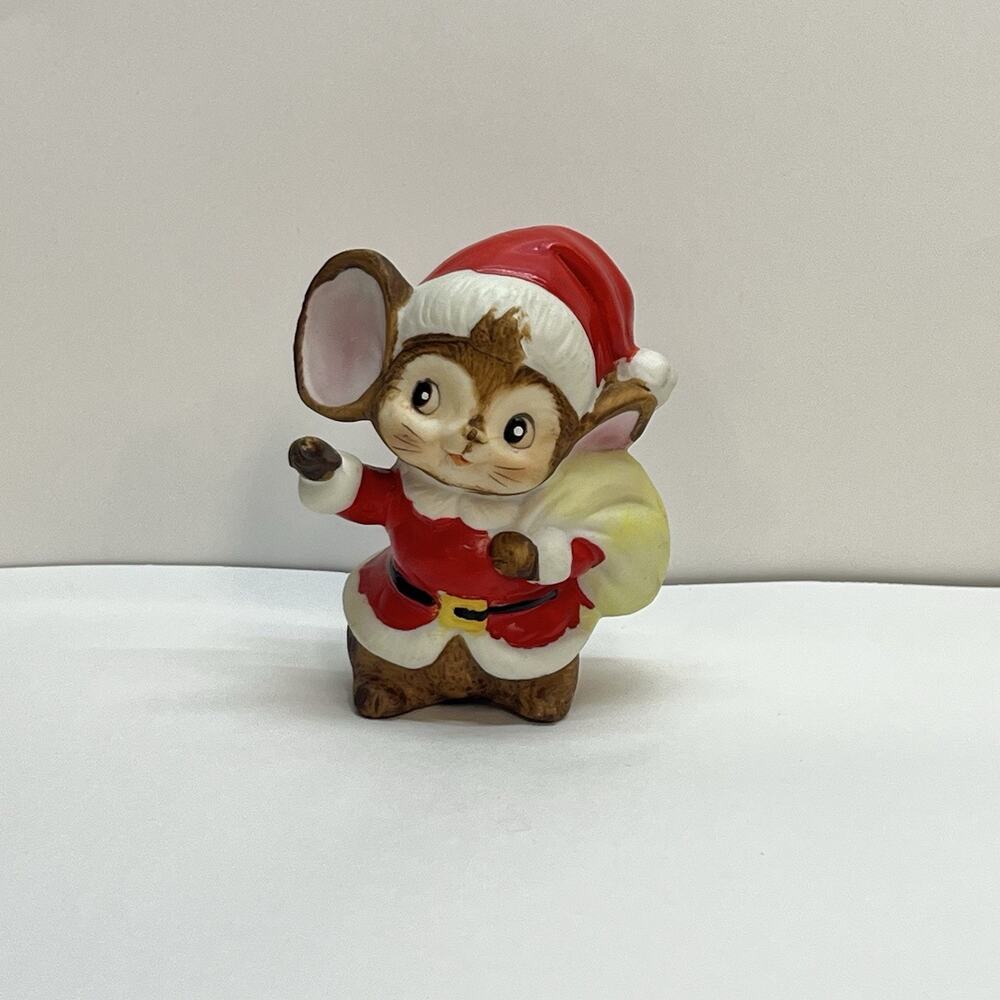 Vintage OMCO Ceramic Santa Mouse Figurine Christmas Holiday Decor Taiwan 3.5"